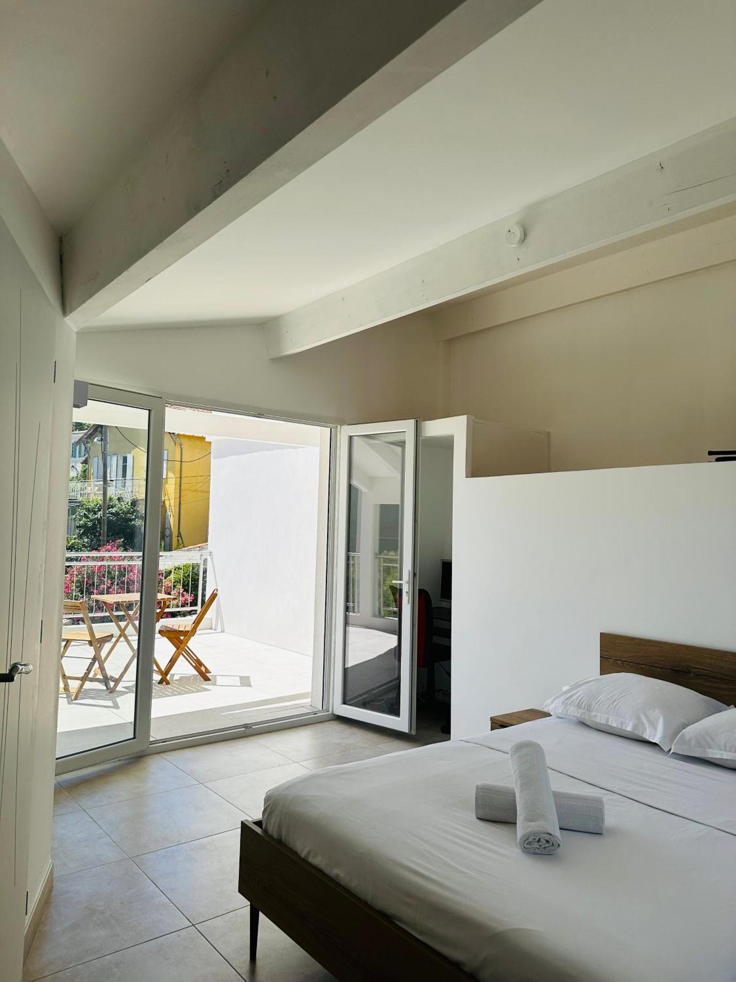 Villa Les Luxueuses Terrasses Du Roucas à Marseille Extérieur photo
