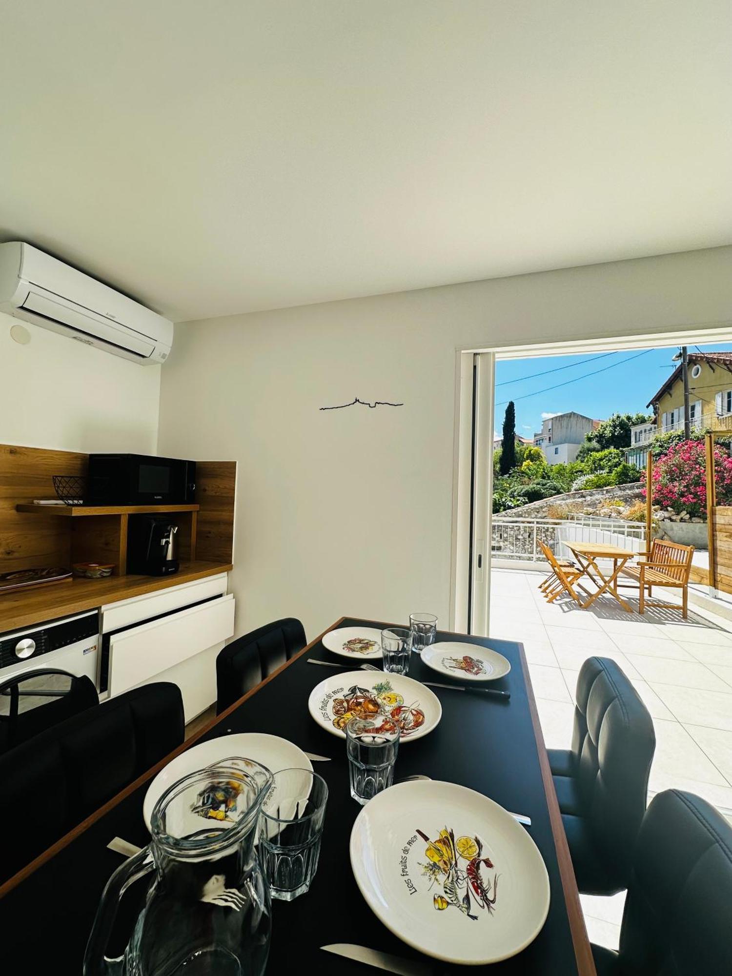 Villa Les Luxueuses Terrasses Du Roucas à Marseille Extérieur photo